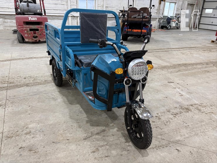 2026-iret13-electric-tricycle-#2-(blue)-10092-image-2
