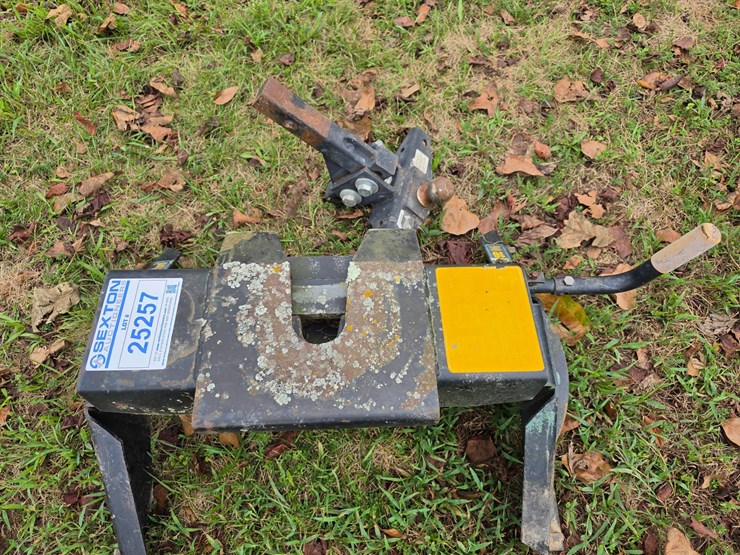 #25257-•-hijacker-5th-wheel-hitch-&-solid-hitch-image-5