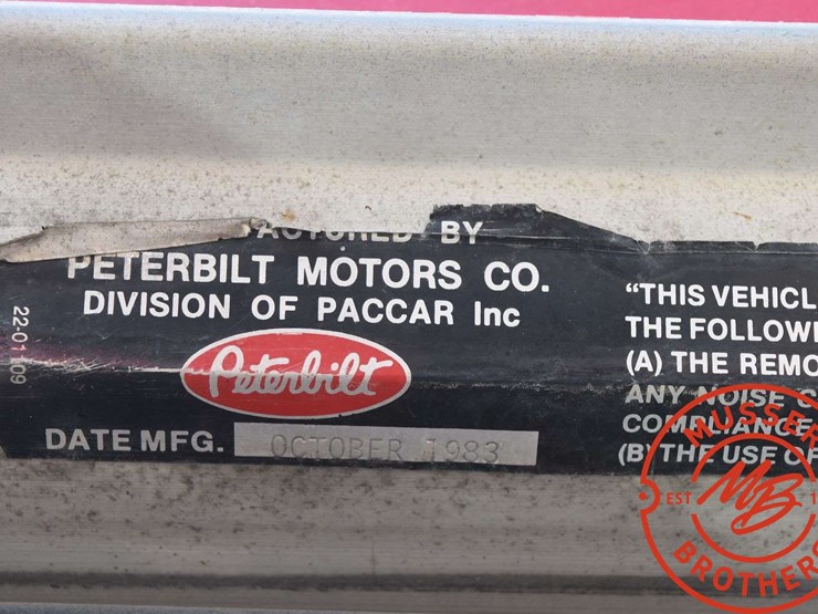1984-peterbilt-359-image-50