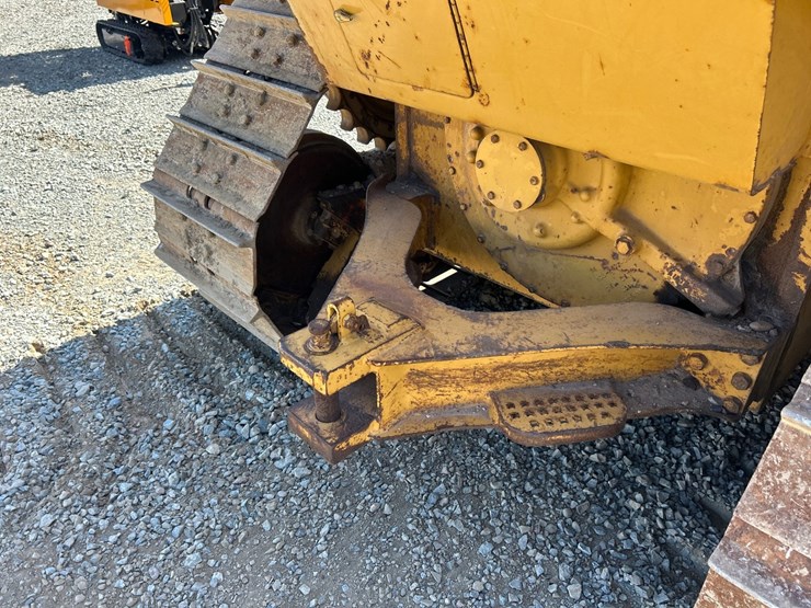 caterpillar-d6m-image-25