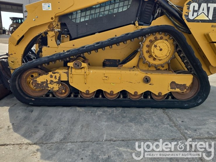 2018-caterpillar-299d2-image-10