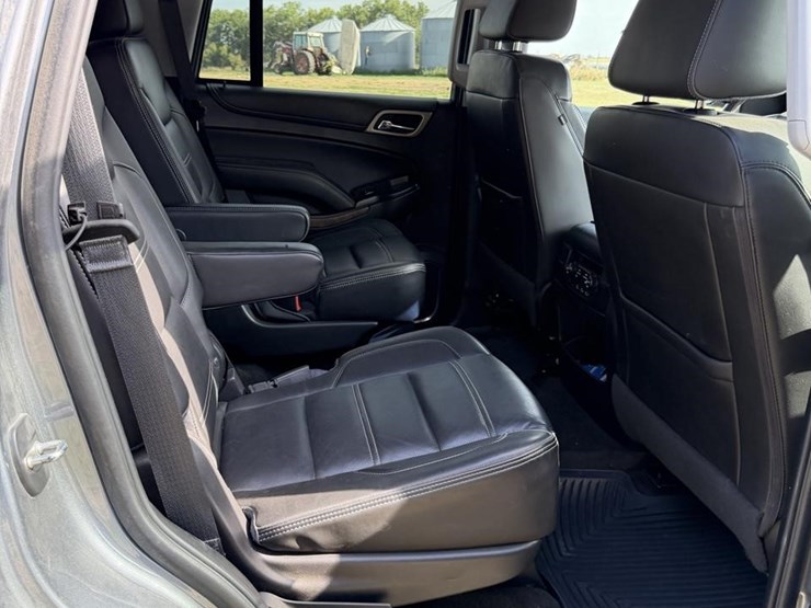 2018-gmc-yukon-denali-image-44