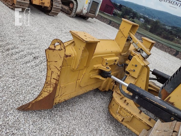 caterpillar-d1-image-20