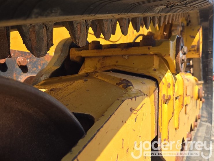 2019-caterpillar-299d2-image-11