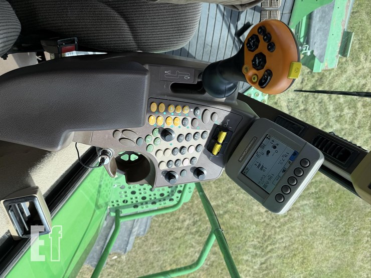 2011-john-deere-9870-sts-image-74