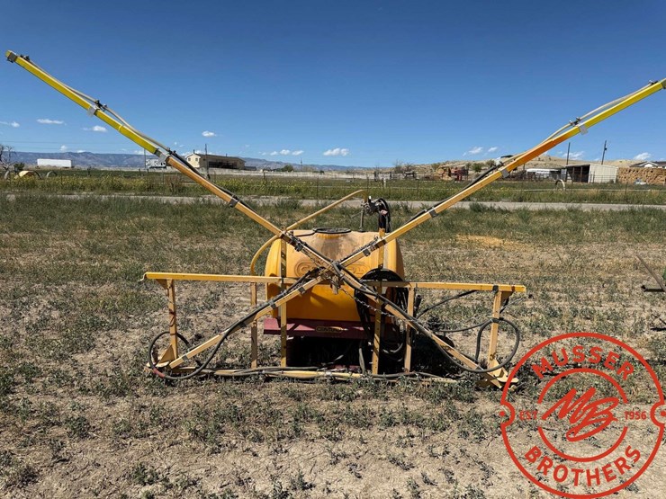 century-3-point-sprayer-image-3