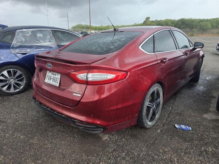 15-ford-4d-3fa6p00k94fr267917-image-3