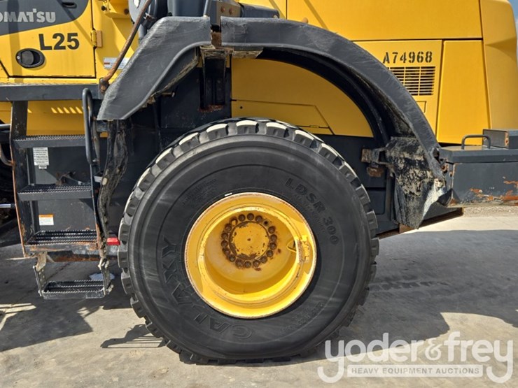 2019-komatsu-wa380-8-image-10