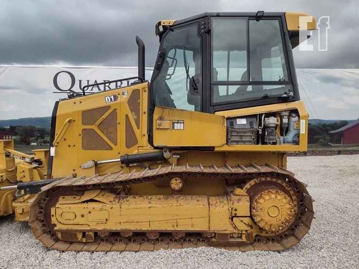 caterpillar-d1-image-13