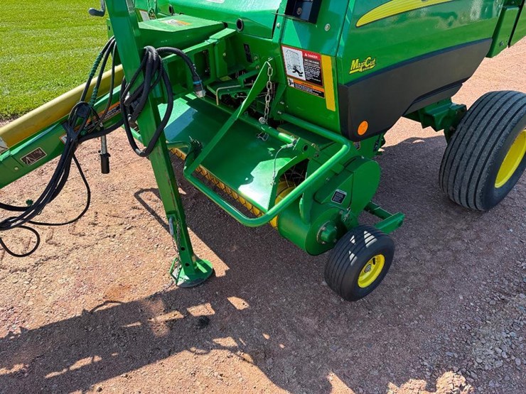 2006-john-deere-582-image-13