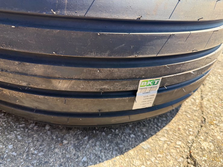 #2536-•-farm-implement-tires-image-4