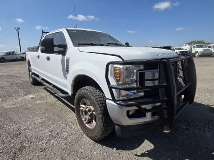 2019-ford-f250-image-2
