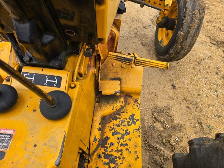 #2039-•-john-deere-tractor-image-24