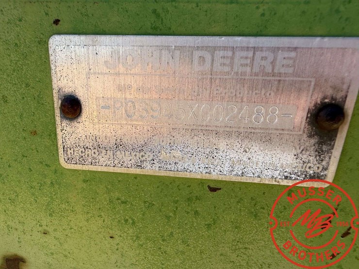 john-deere-3945-image-5