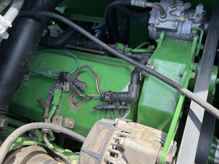 2011-john-deere-9870-sts-image-90