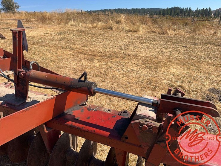 case-ih-485-image-16