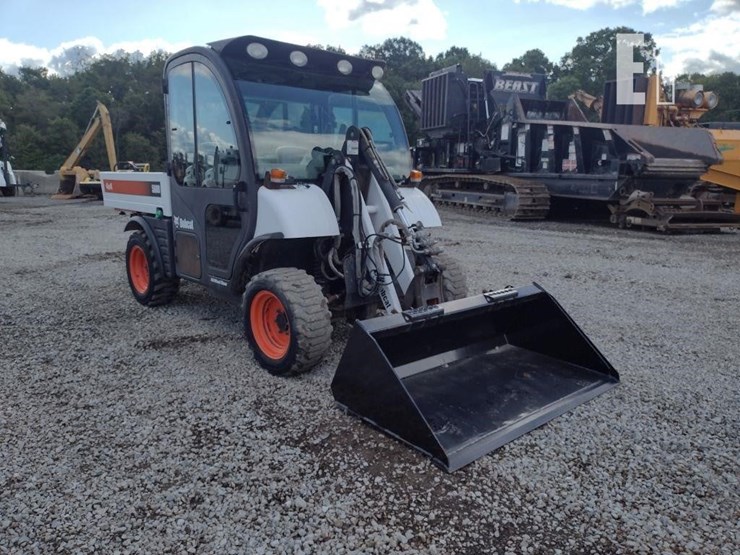 2006-bobcat-toolcat-5600-image-36