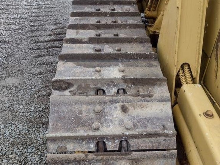 1995-caterpillar-d3c-xl-iii-image-28