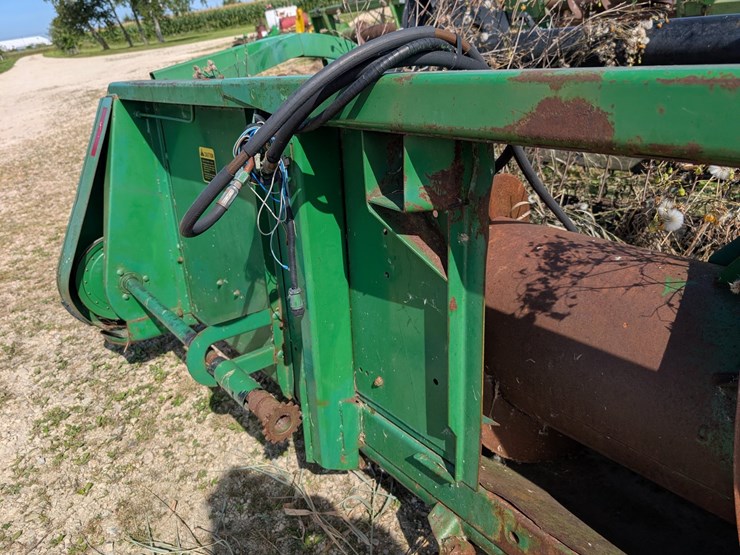 #2473-•-john-deere-13'-grain-head-image-11
