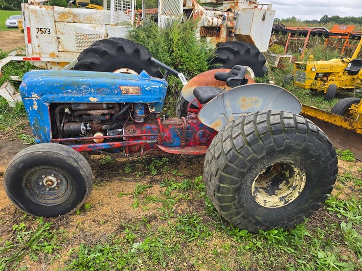 ford-800-image-2