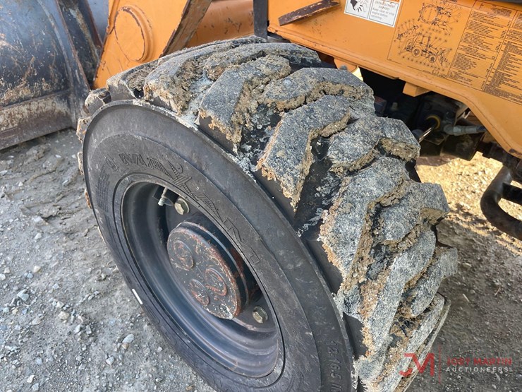 2020-case-580n-ep-loader-backhoe-image-12