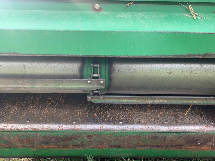 2000-john-deere-9550-image-35