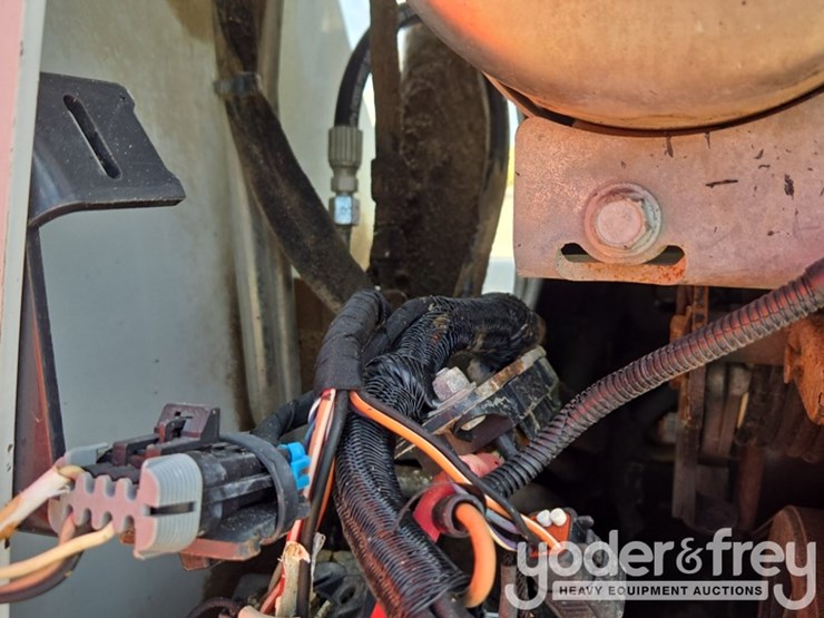 2017-bobcat-t590-image-32