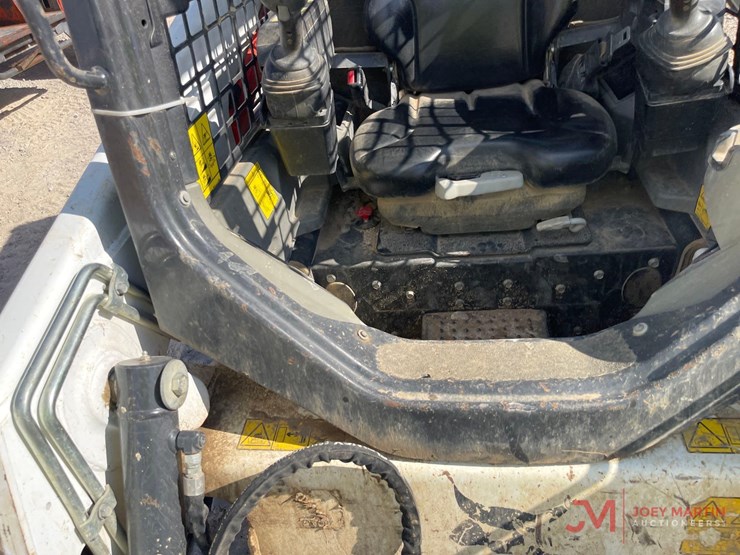 2023-bobcat-t450-mtl-image-15