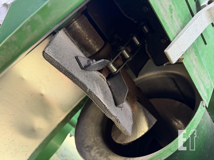 2011-john-deere-9870-sts-image-43