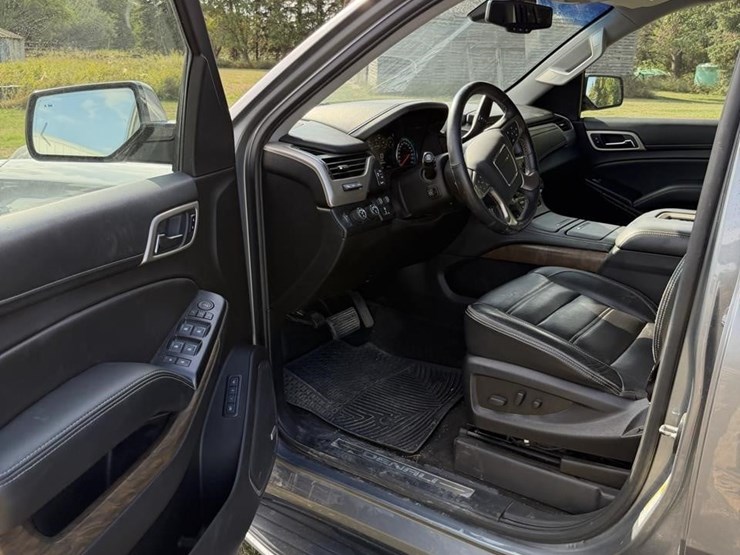 2018-gmc-yukon-denali-image-11