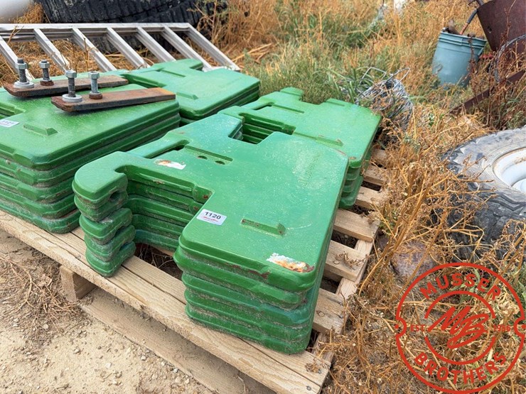 (9)-john-deere-front-suitcase-weights-image-1