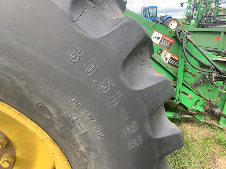 2000-john-deere-9550-image-30