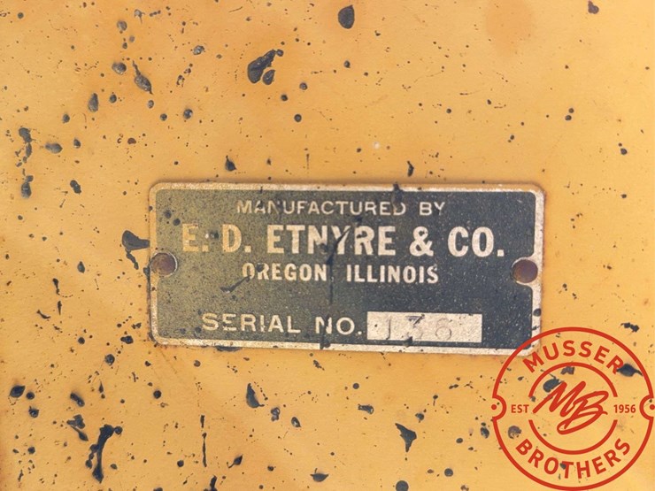 etnyre-chipspreader-image-26