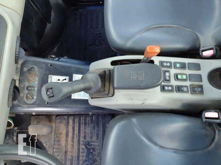 2006-bobcat-toolcat-5600-image-8