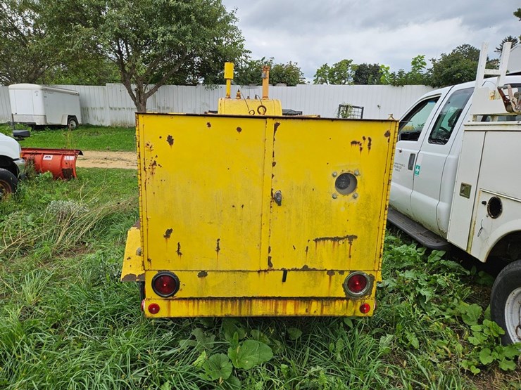#2076-•-797-towable-generator-image-4
