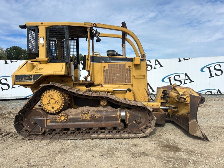 caterpillar-d6m-image-6