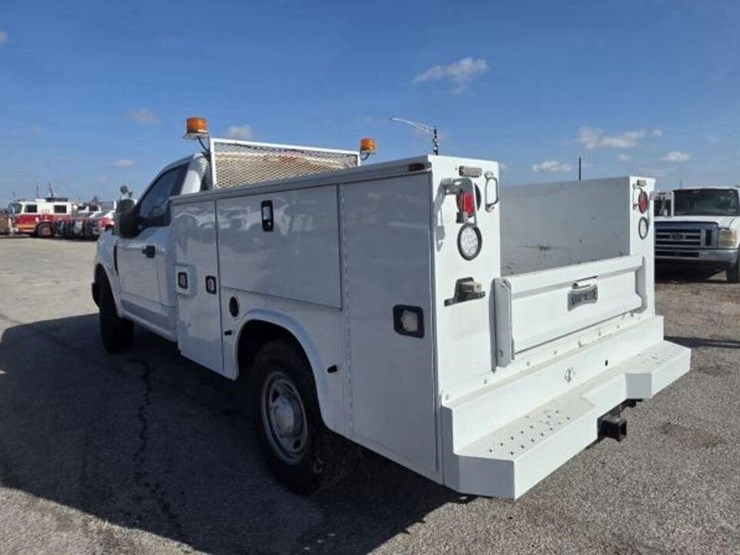 2017-ford-f250-image-4