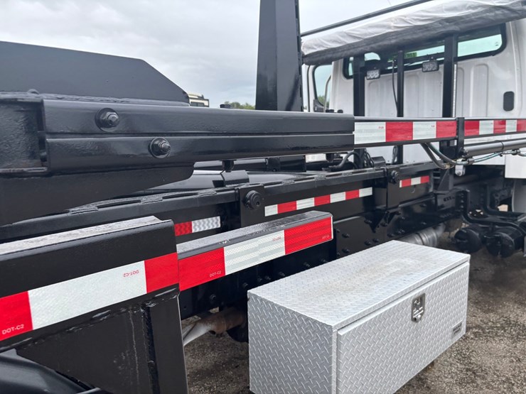 #2334-•-2021-freightliner-ftl280-roll-off-truck-image-62