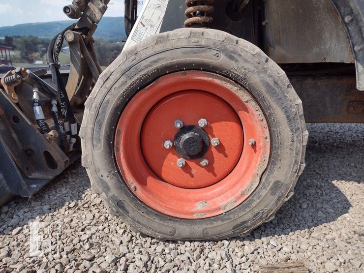 2021-bobcat-toolcat-5600-image-19