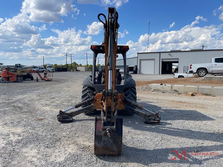 2020-case-580n-ep-loader-backhoe-image-4