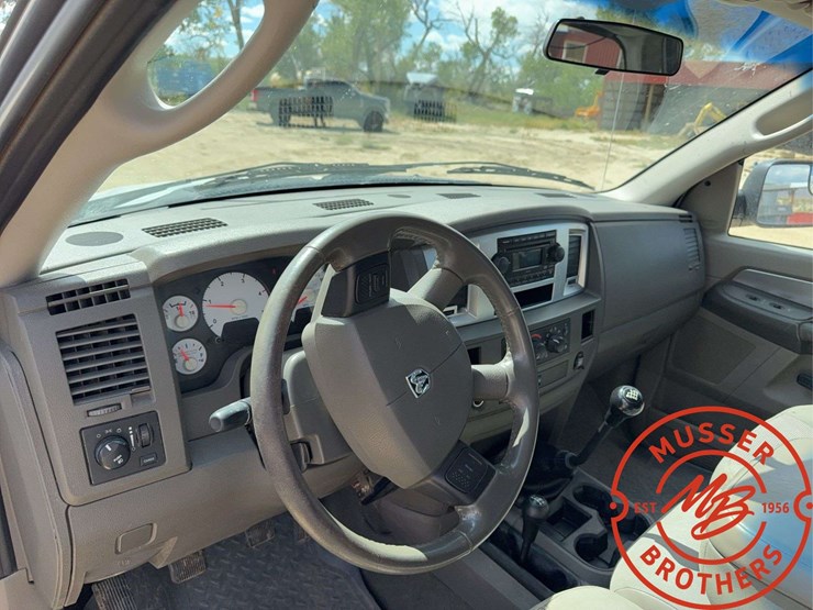 2007-dodge-ram-3500-image-12