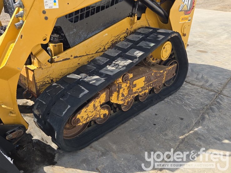 2023-caterpillar-259d3-image-9
