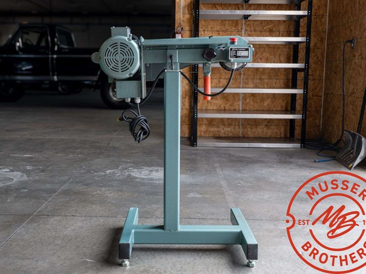 ellis-6000-belt-grinder-image-2