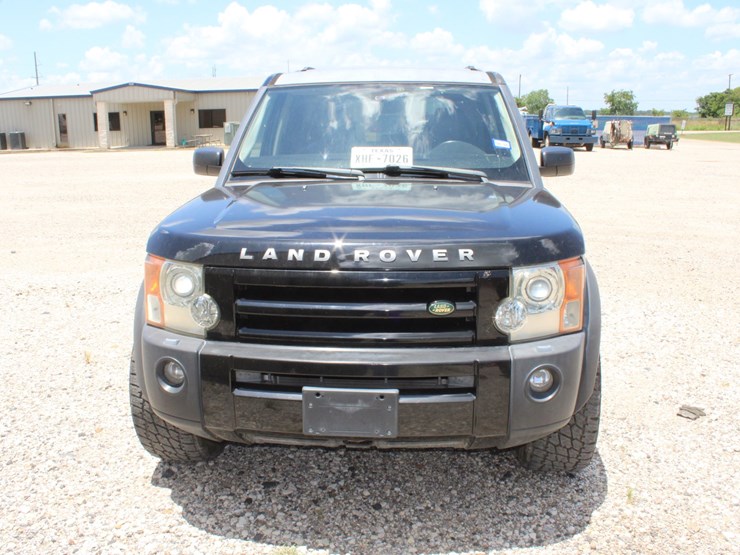 2006-land-rover-lr3-se-image-3