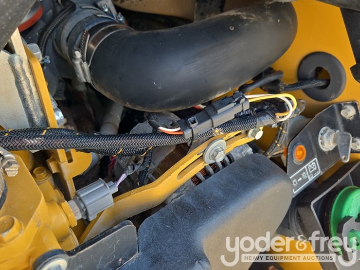 2018-caterpillar-299d2-image-48
