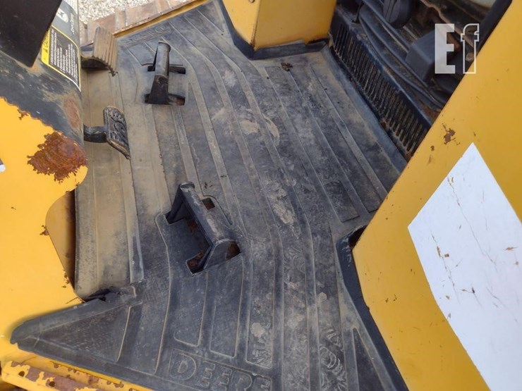 2003-deere-450h-lgp-image-13