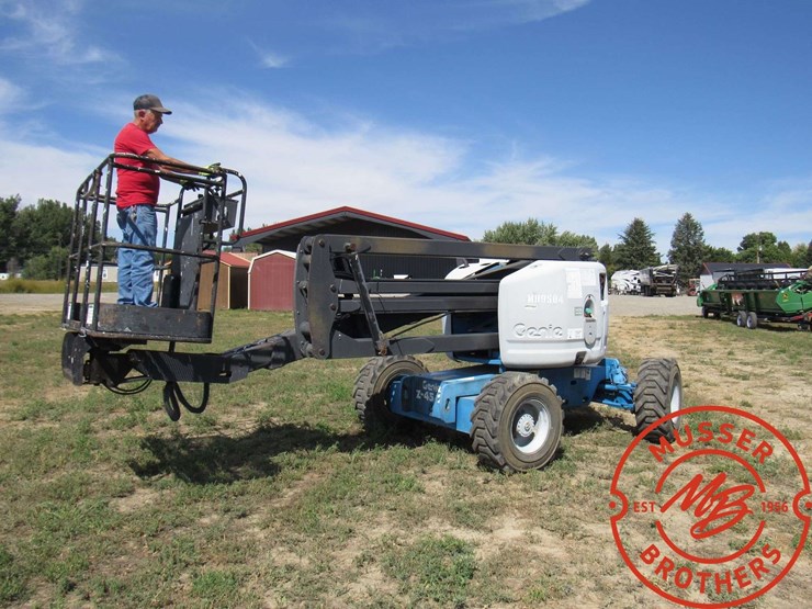 1999-genie-z-45/25-tele-boom-lift-image-1