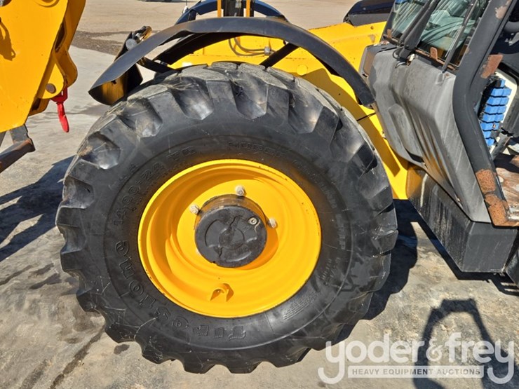 2017-jcb-507-42-image-9