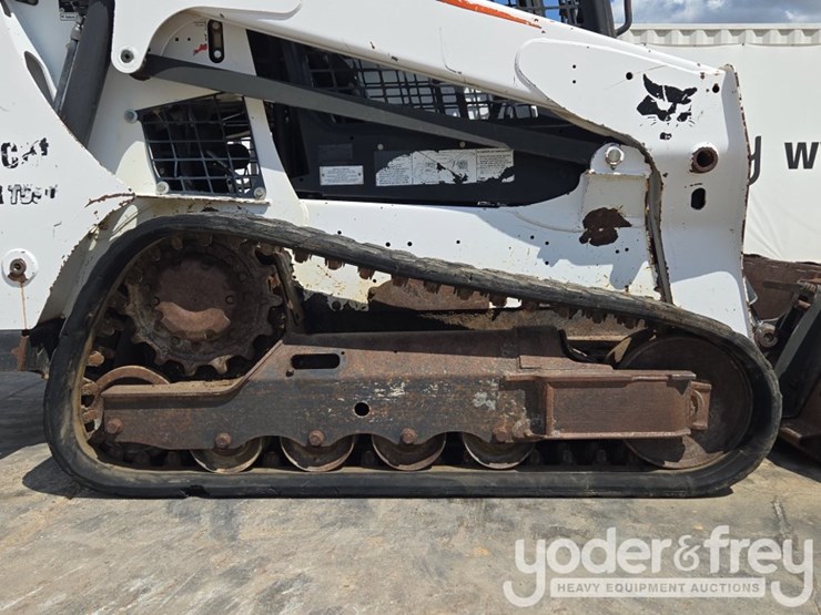 2016-bobcat-t590-image-14