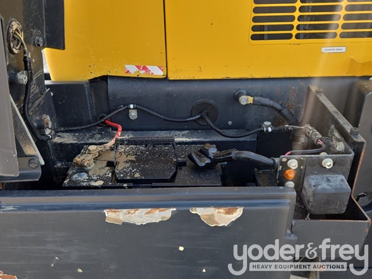 2022-komatsu-wa320-8-image-39